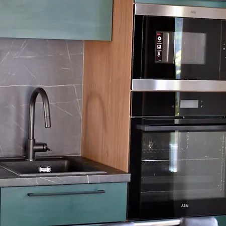 아파트 Newly Renovated House Near Prague