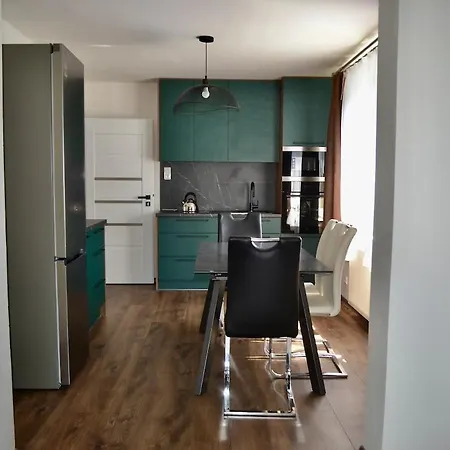 아파트 Newly Renovated House Near Prague